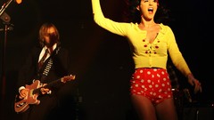 Woman Celebrity katy perry brunettes singers