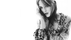 Woman Celebrity Keira Knightley brunettes