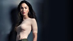 Woman Celebrity Megan Fox Actress nipples through clothing