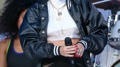 Woman Celebrity miley cyrus singers