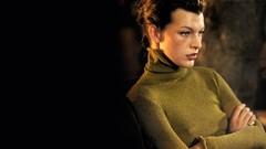 Woman Celebrity Milla Jovovich Actress brunettes nipples 