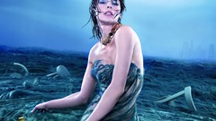 Woman Celebrity Milla Jovovich Actress campari