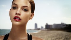 Woman Celebrity models barbara palvin