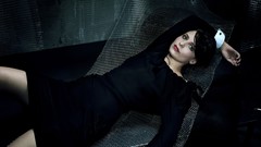 Woman Celebrity Sarah Michelle Gellar Actress lying down