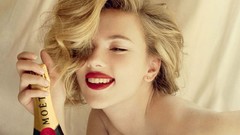 Woman Celebrity Scarlett Johansson Champagne Actress blondes