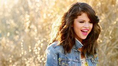 Woman Celebrity Selena Gomez