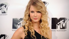Woman Celebrity taylor swift