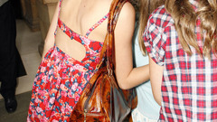 Woman Celebrity taylor swift