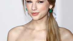 Woman Celebrity taylor swift