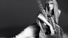 Woman Celebrity taylor swift singers grayscale