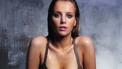 Woman Celebrity Tiffany Mulheron