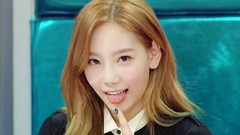 Woman Celebrity tongue blondes asians singers Korean Kim 