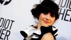 Woman Celebrity zooey deschanel