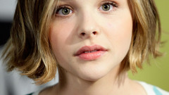 Woman chloe moretz