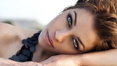 Woman Christina faces green eyes brunettes models