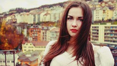 Woman cities brown eyes red lipstick