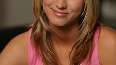 Woman cleavage kaley cuoco