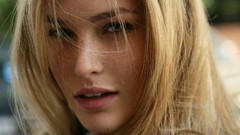 Woman close-up blondes models bar refaeli