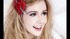 Woman close-up faces blondes open mouth Diana Vickers