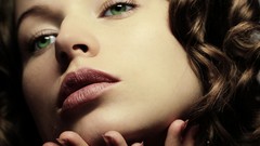 Woman close-up faces green eyes