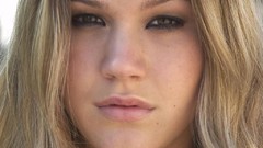 Woman close-up faces joss stone blondes