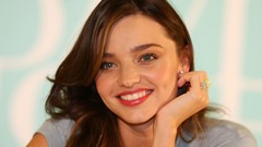 Woman close-up faces smiling brunettes models miranda kerr