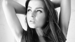 Woman close-up faces Veronica LaVery