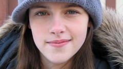 Woman close-up hats Kristen Stewart faces