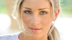 Woman close-up outdoors blondes smiling long hair models hazel 