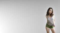 Woman community alison brie