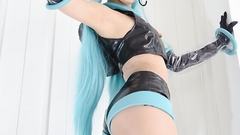 Woman cosplay hatsune miku