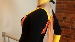 Woman costume gloves black hair crowns cosplay The Venture 