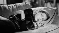 Woman couch models Jessica