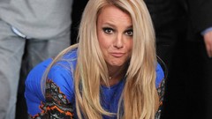 Woman cross Britney Spears