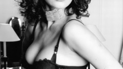 Woman curly hair choker