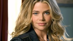 Woman Denise Richards faces