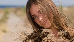 Woman deserts Lily C