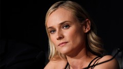 Woman Diane Kruger faces Actress blondes