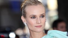 Woman Diane Kruger faces Actress blondes