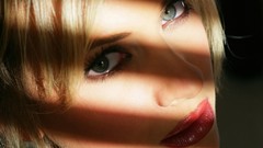 Woman Digital Desire magazine