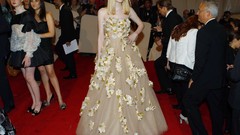 Woman dress Actress blondes Sisters Dakota Fanning elle fanning
