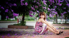 Woman dress asians bangs