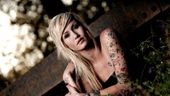 Woman dress blondes tattoos piercings Lauren Taylor McCutchan