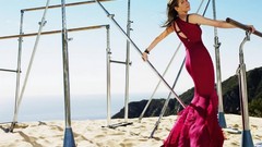 Woman dress jennifer aniston looking back