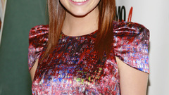 Woman dress redheads emma