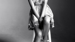 Woman dress taylor swift