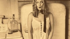 Woman Drew Barrymore Actress