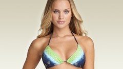 Woman elisandra tomacheski