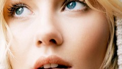 Woman elisha cuthbert