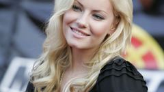 Woman elisha cuthbert Actress